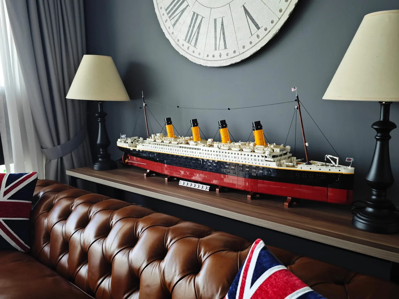 Leather Chesterfield vs. Fabric Chesterfield Sofa: Why Leather Reigns Supreme