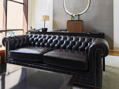 A Perfect Marriage of Elegance and Prestige: Chesterfield Sofas from Locus Habitat Adorn Capella Singapore’s Manors