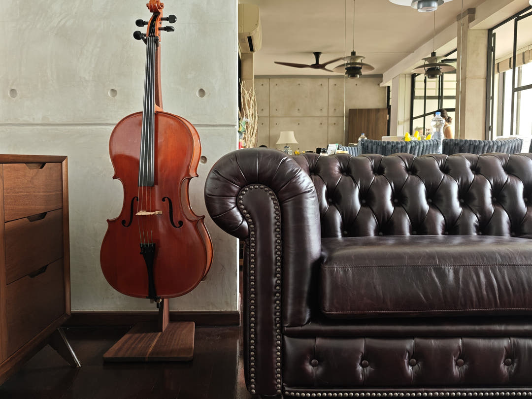 Why Are Chesterfield Sofas So Expensive? A Global Guide to Pricing, Value, and the “Something More”