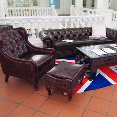 YES, PRIME MINISTER preferred choice of furniture!