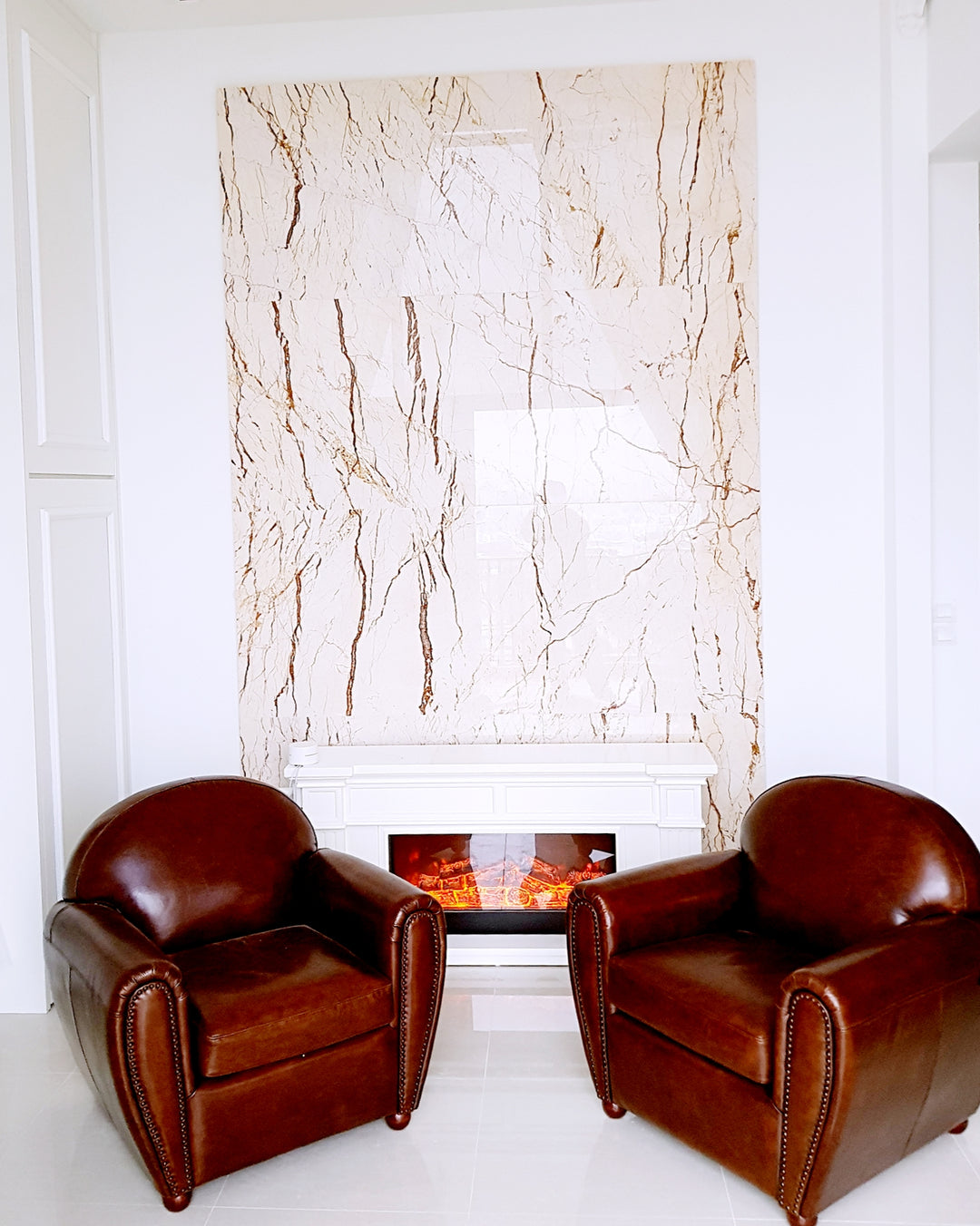 Club Leather Lounge Arm Chair