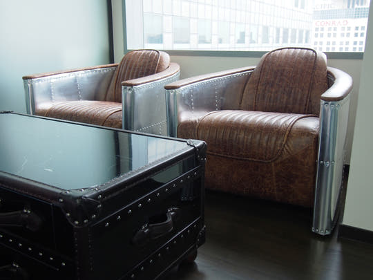 Leather Armchair Top Gun H687