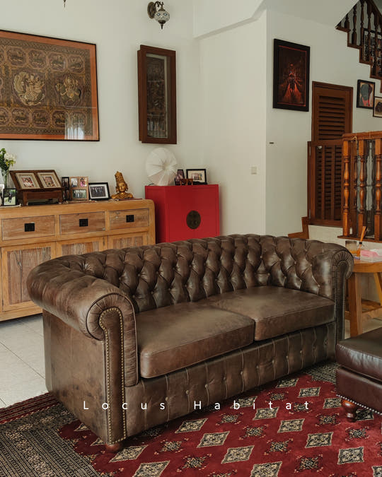 High Back Chesterfield Sofa